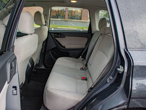Used 2015 Subaru Forester 2.5i Premium AWD/4WD image 15