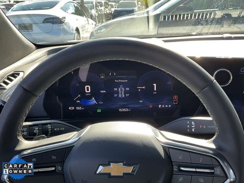 Used 2024 Chevrolet Blazer EV LT image 39