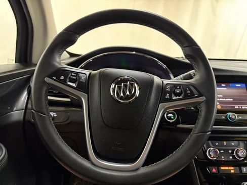 Used 2022 Buick Encore Preferred w/ Safety Package AWD/4WD image 53