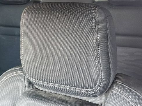 Used 2024 Nissan Frontier SV AWD/4WD image 24