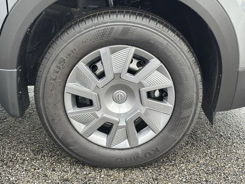 New 2026 Nissan Kicks S FWD image 7