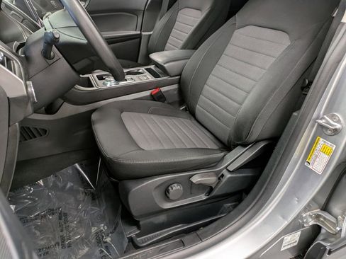 Used 2022 Ford Edge SE w/ Black Appearance Package AWD/4WD image 10