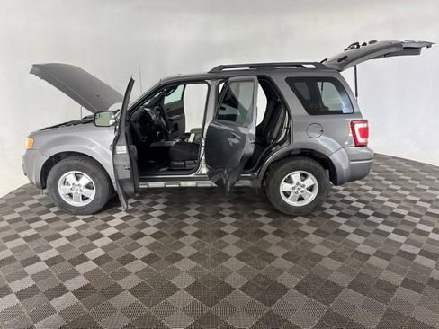Used 2012 Ford Escape XLT AWD/4WD image 9