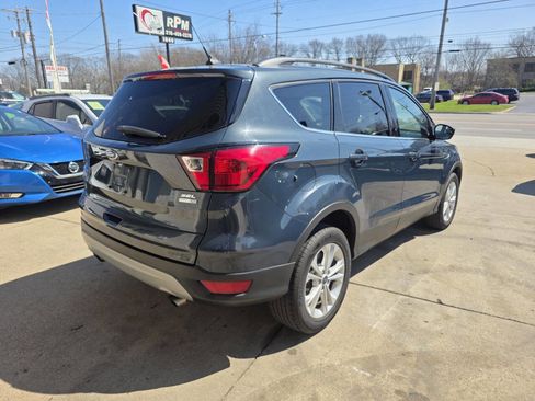 Used 2019 Ford Escape SEL image 7
