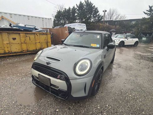 Used 2023 MINI Cooper S image 4