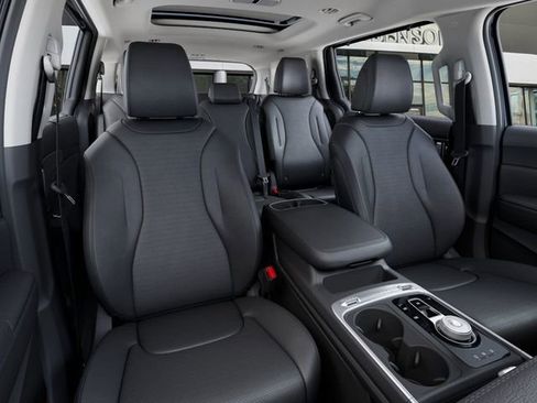 New 2026 Kia Carnival SX Prestige image 16