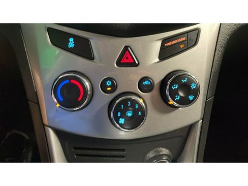 Used 2016 Chevrolet Trax LT image 13