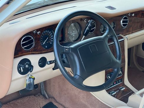 Used 1997 Rolls-Royce Silver Dawn image 30