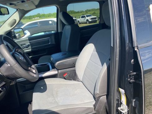 Used 2022 RAM 1500 Classic SLT w/ Trailer & Traction Group RWD image 7