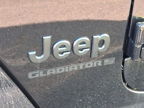 New 2026 Jeep Gladiator Sport image 5
