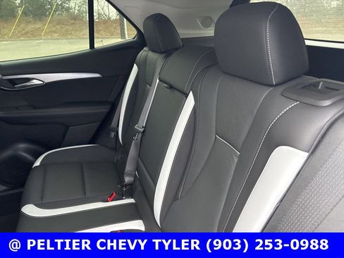 Used 2025 Buick Envision Sport Touring image 21