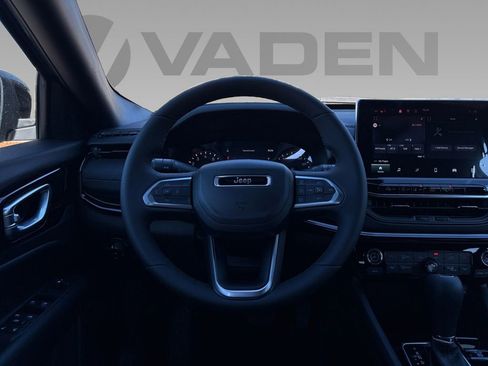 New 2026 Jeep Compass Limited image 10