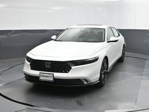 New 2026 Honda Accord Touring image 22