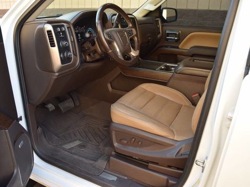 Used 2018 GMC Sierra 1500 Denali w/ Denali Ultimate Package image 10