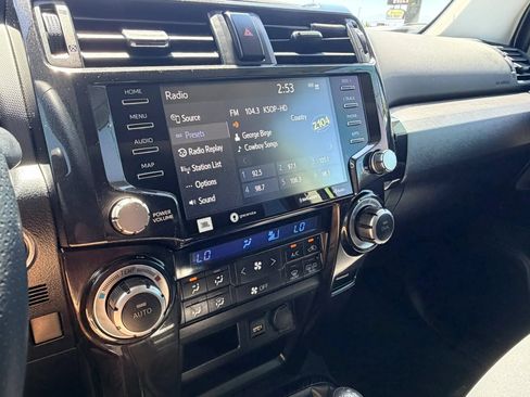 Used 2022 Toyota 4Runner TRD Pro AWD/4WD image 18