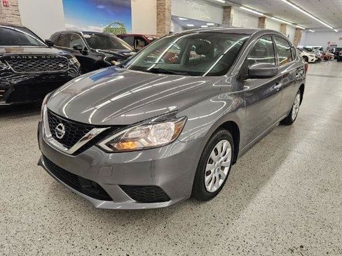 Used 2019 Nissan Sentra S FWD image 2