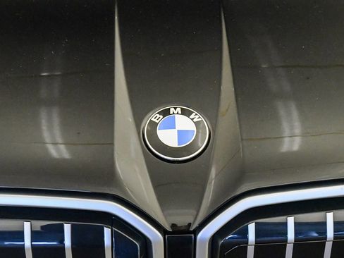 Used 2026 BMW X3 xDrive30 w/ Premium Package image 7