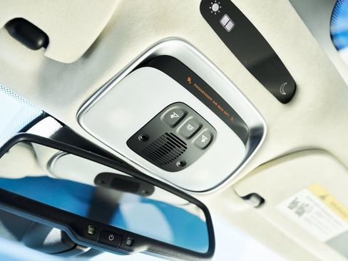 Used 2022 McLaren GT RWD image 70