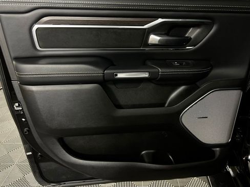 Used 2025 RAM 1500 Laramie w/ Night Edition image 17