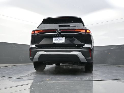 Used 2026 Volkswagen Tiguan S AWD/4WD image 28