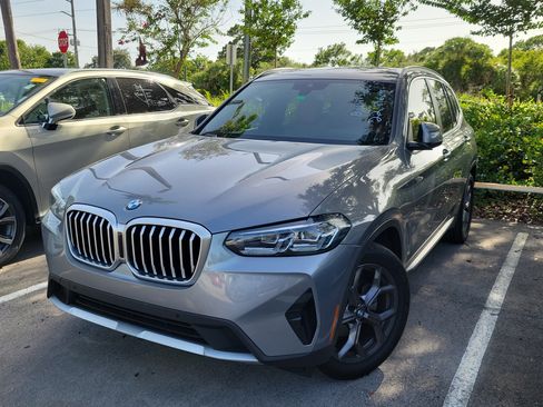 Used 2024 BMW X3 sDrive30i w/ Convenience Package RWD image 3