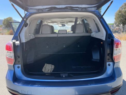 Used 2016 Subaru Forester 2.5i Limited AWD/4WD image 9
