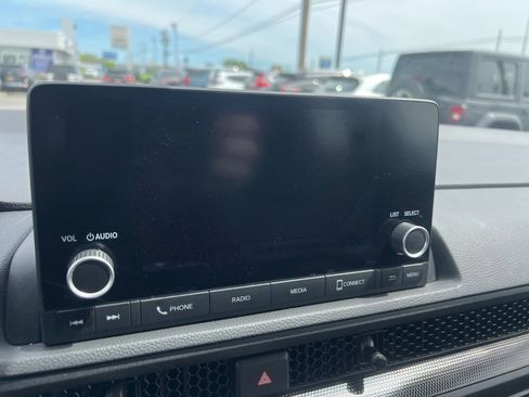 Used 2025 Honda CR-V EX image 13