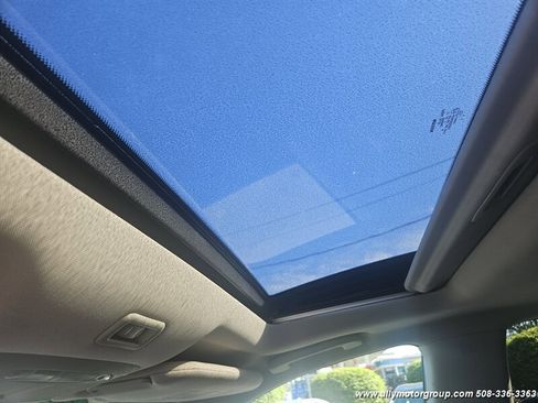 Used 2014 Nissan Pathfinder Platinum w/ Platinum Premium Package image 26