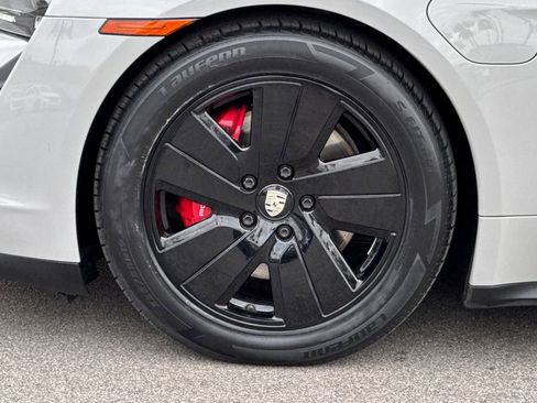 Used 2021 Porsche Taycan 4S AWD/4WD image 33