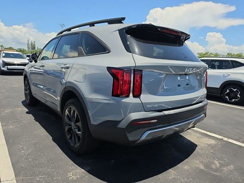 Used 2023 Kia Sorento SX Prestige AWD/4WD image 12