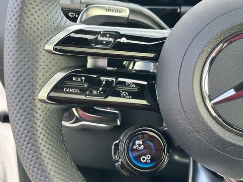 Used 2025 Mercedes-Benz GLA 35 AMG 4MATIC image 24