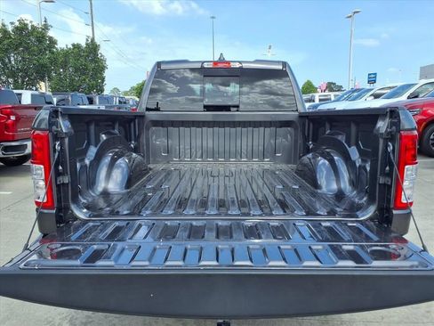 Used 2022 RAM 1500 Lone Star AWD/4WD image 8