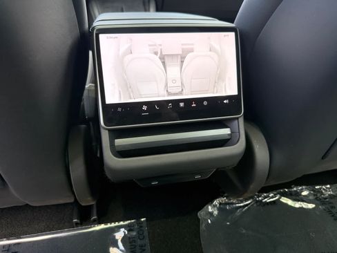 Used 2025 Tesla Model 3 Long Range RWD image 16