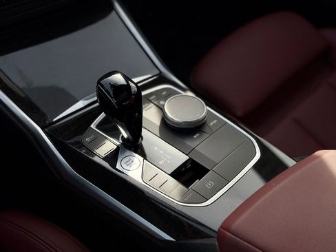 Used 2022 BMW 330i xDrive Sedan w/ Driving Assistance Package image 18