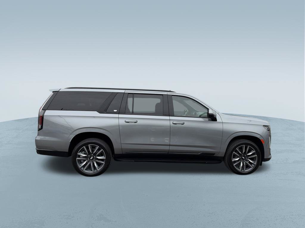 Used 2024 Cadillac Escalade ESV Sport RWD image 9