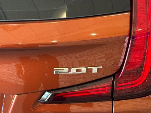 Used 2019 Cadillac XT4 Premium Luxury image 25