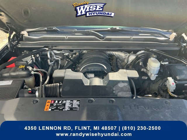Used 2018 Chevrolet Suburban LT AWD/4WD image 29