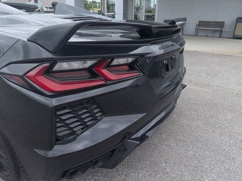 Used 2024 Chevrolet Corvette Stingray Preferred Conv w/ Z51 Performance Package RWD image 25