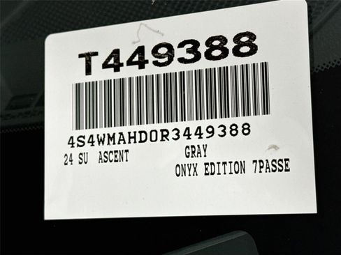 Used 2024 Subaru Ascent Onyx Edition image 47