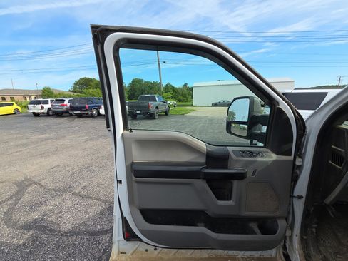 Used 2019 Ford F350 XL w/ XL Value Package AWD/4WD image 8