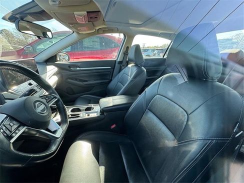 Used 2023 Nissan Altima 2.5 SL image 9