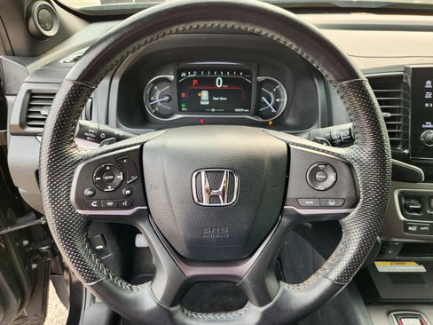 Certified 2023 Honda Passport EX-L image 9
