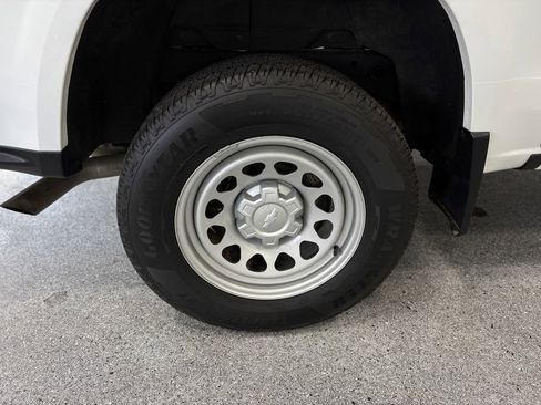 Used 2023 Chevrolet Colorado W/T RWD image 27