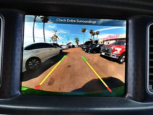 Used 2017 Dodge Charger R/T Scat Pack w/ Technology Group RWD image 16