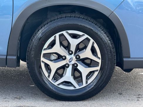 Used 2023 Subaru Forester Premium image 6