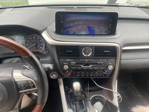 Used 2022 Lexus RX 350 FWD w/ Premium Package image 10