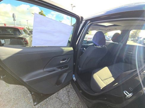 New 2026 Nissan Kicks SV w/ SV Premium Package image 17