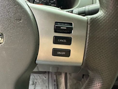 Used 2018 Nissan Frontier SV image 15