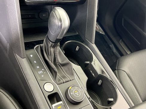 Used 2022 Volkswagen Atlas SEL image 17