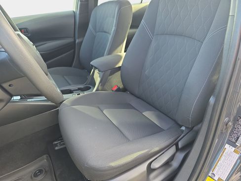 Used 2023 Toyota Corolla LE w/ LE Premium Package image 14